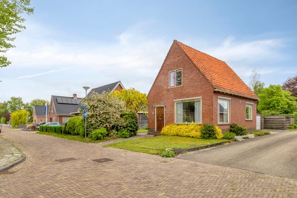 Schoollaantje 1 in Tolbert