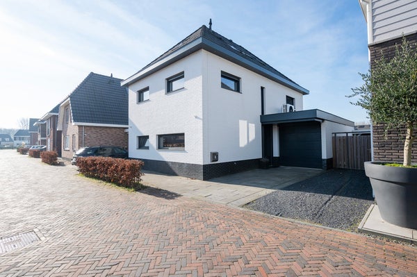 Huis Niels Bohrstraat in Almere