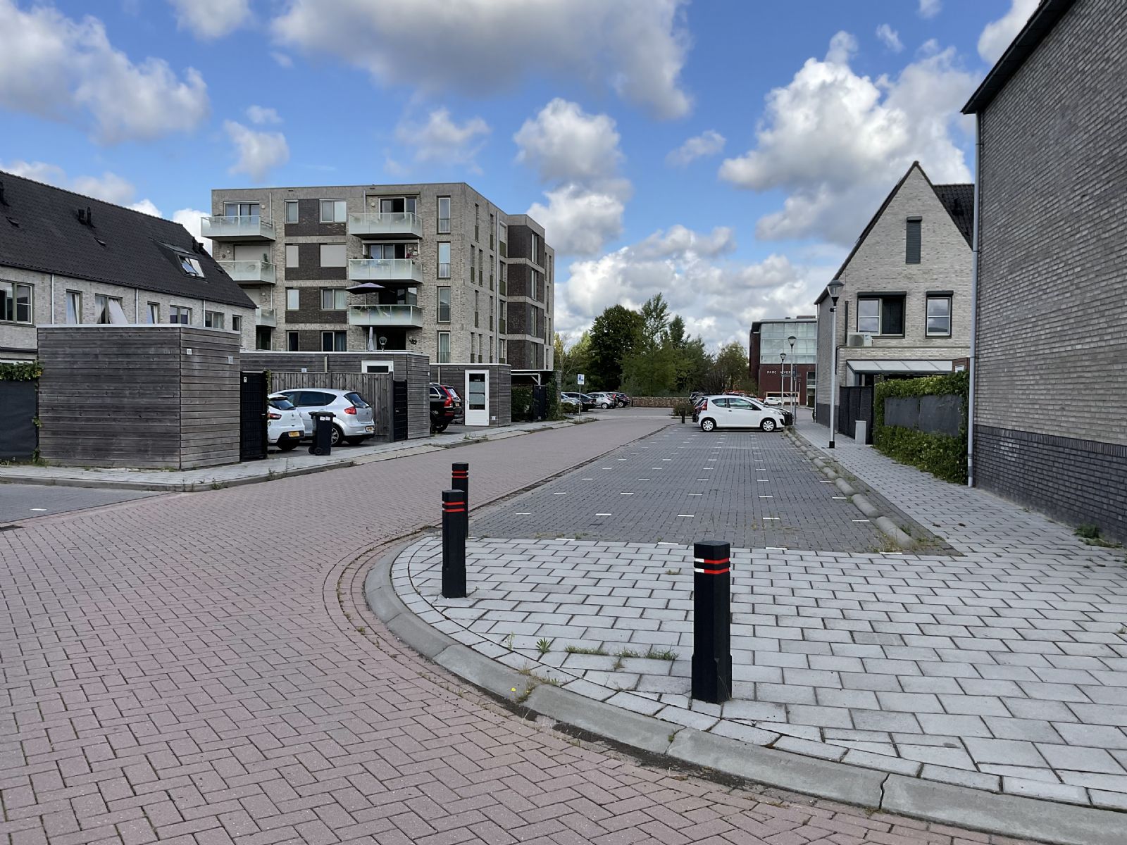 Tussenwoning te huur: Fons Hardenbergstraat 5, Helmond