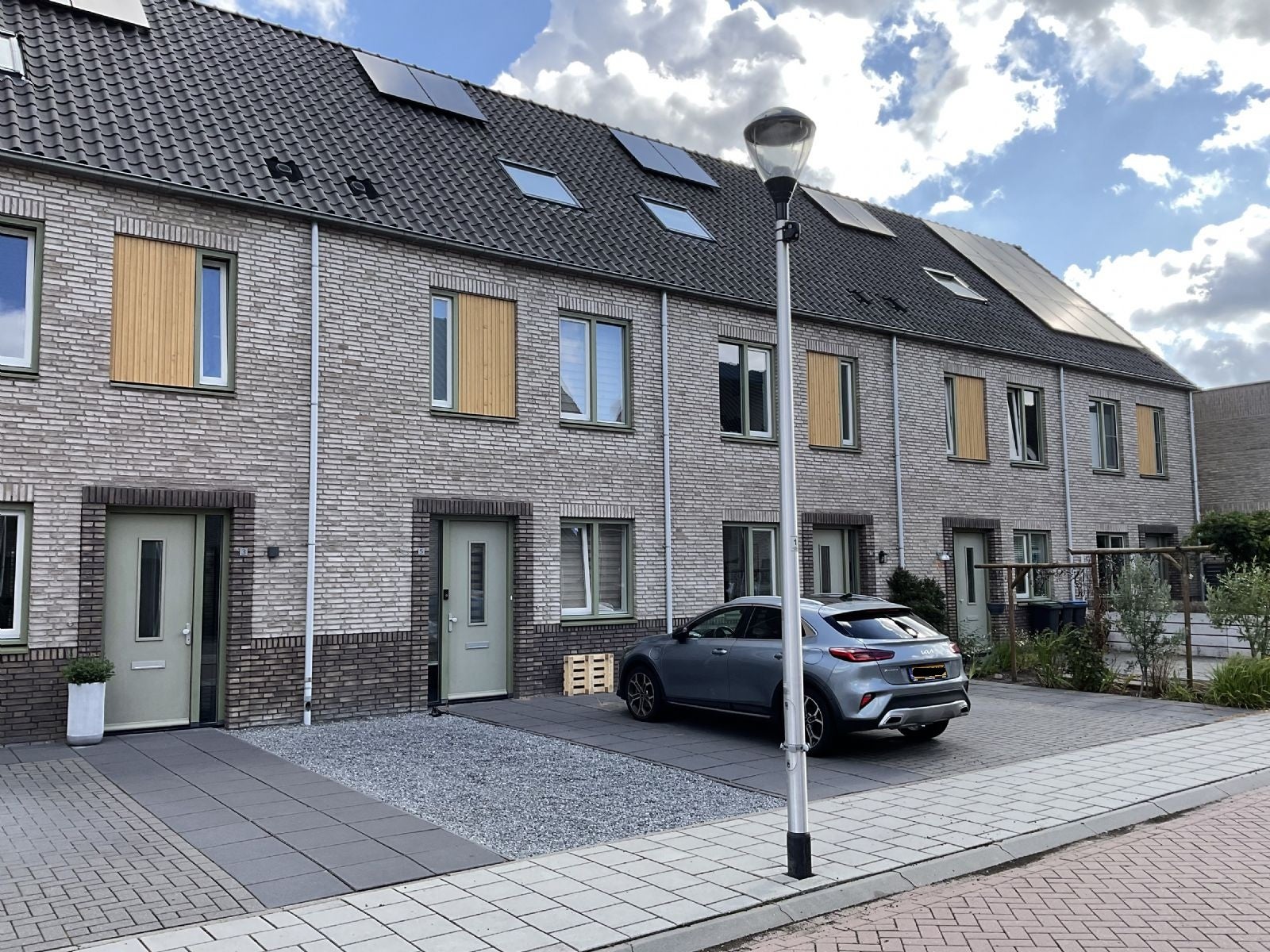 Tussenwoning te huur: Fons Hardenbergstraat 5, Helmond