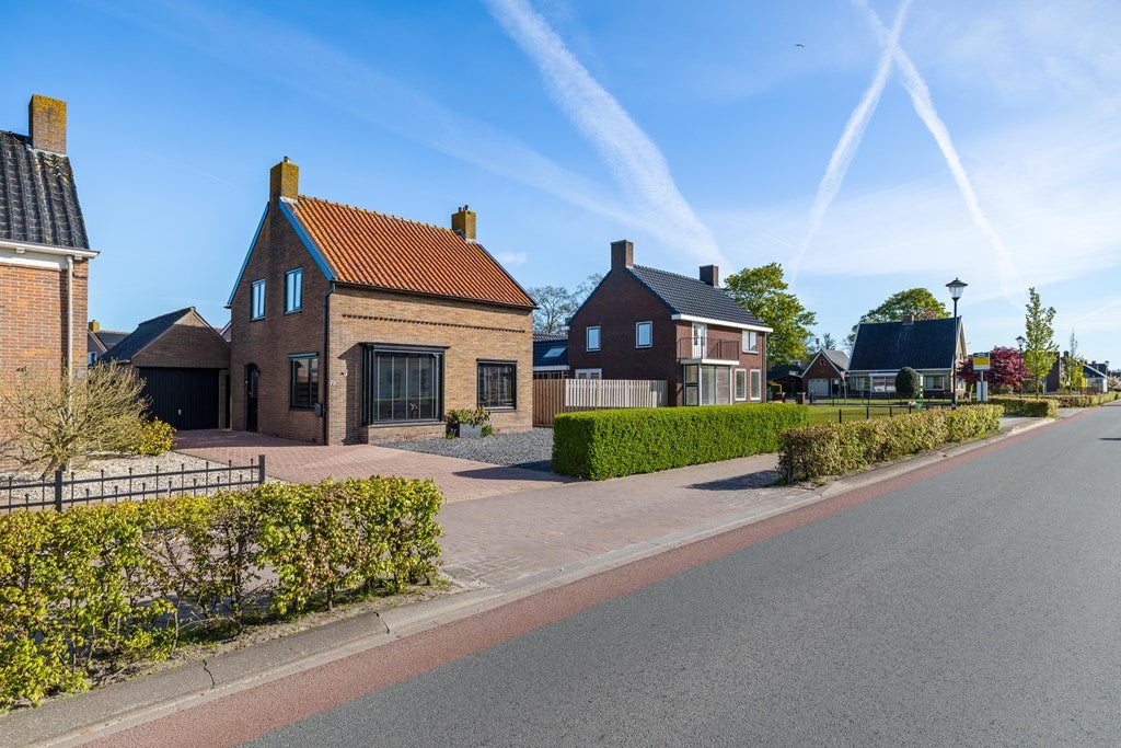 Huis Provincialeweg 73 in Doezum