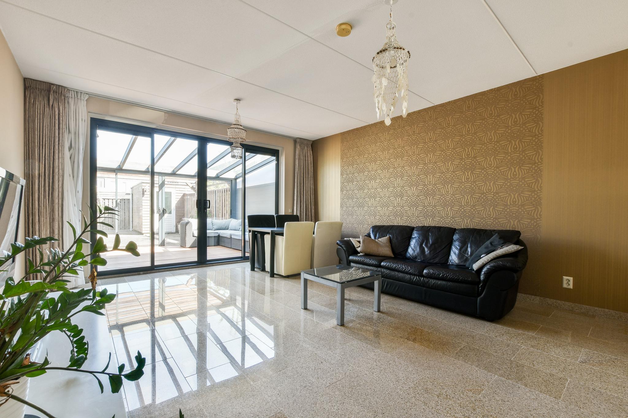 Te huur Huis Beneluxlaan 586 in Almere