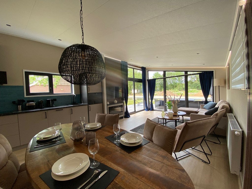 Vrijstaande woning te koop: Vredenseweg 186, Winterswijk Huppel