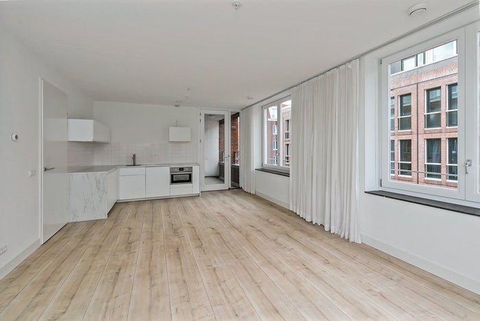 Te huur: Appartement Cornelis Vermuydenstraat 90 in Amsterdam