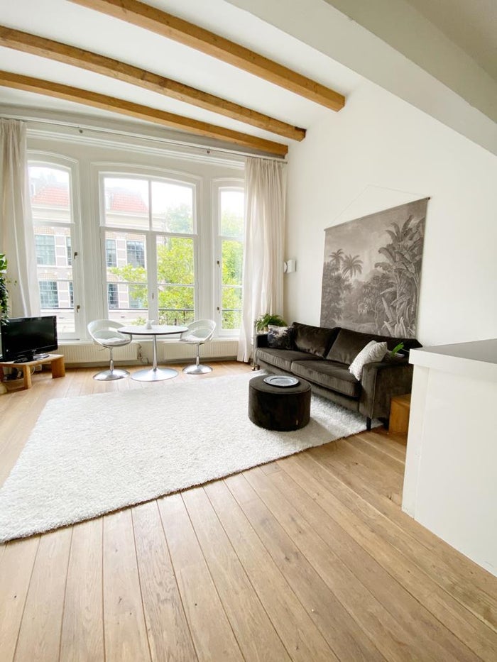 Te huur: Appartement Nieuwezijds Voorburgwal in Amsterdam