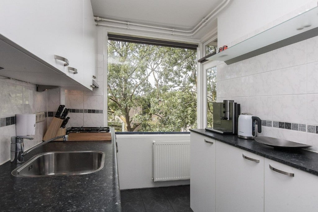 Appartement te huur: van Leeuwenstraat 160, Voorburg