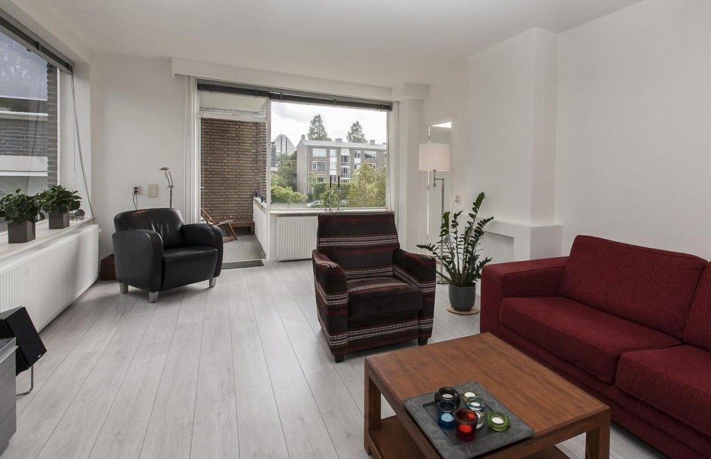Appartement te huur: van Leeuwenstraat 160, Voorburg