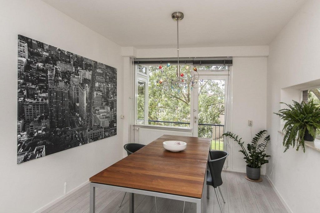 Appartement te huur: van Leeuwenstraat 160, Voorburg