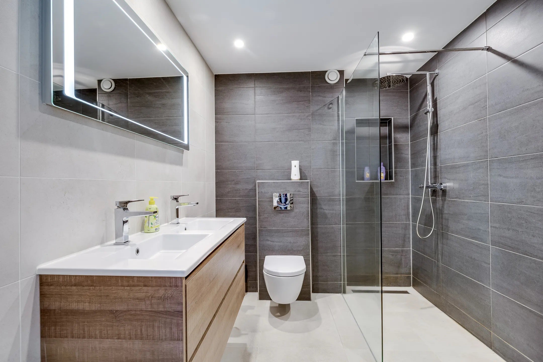 Woning te huur: Richard Heubergerhof, Utrecht