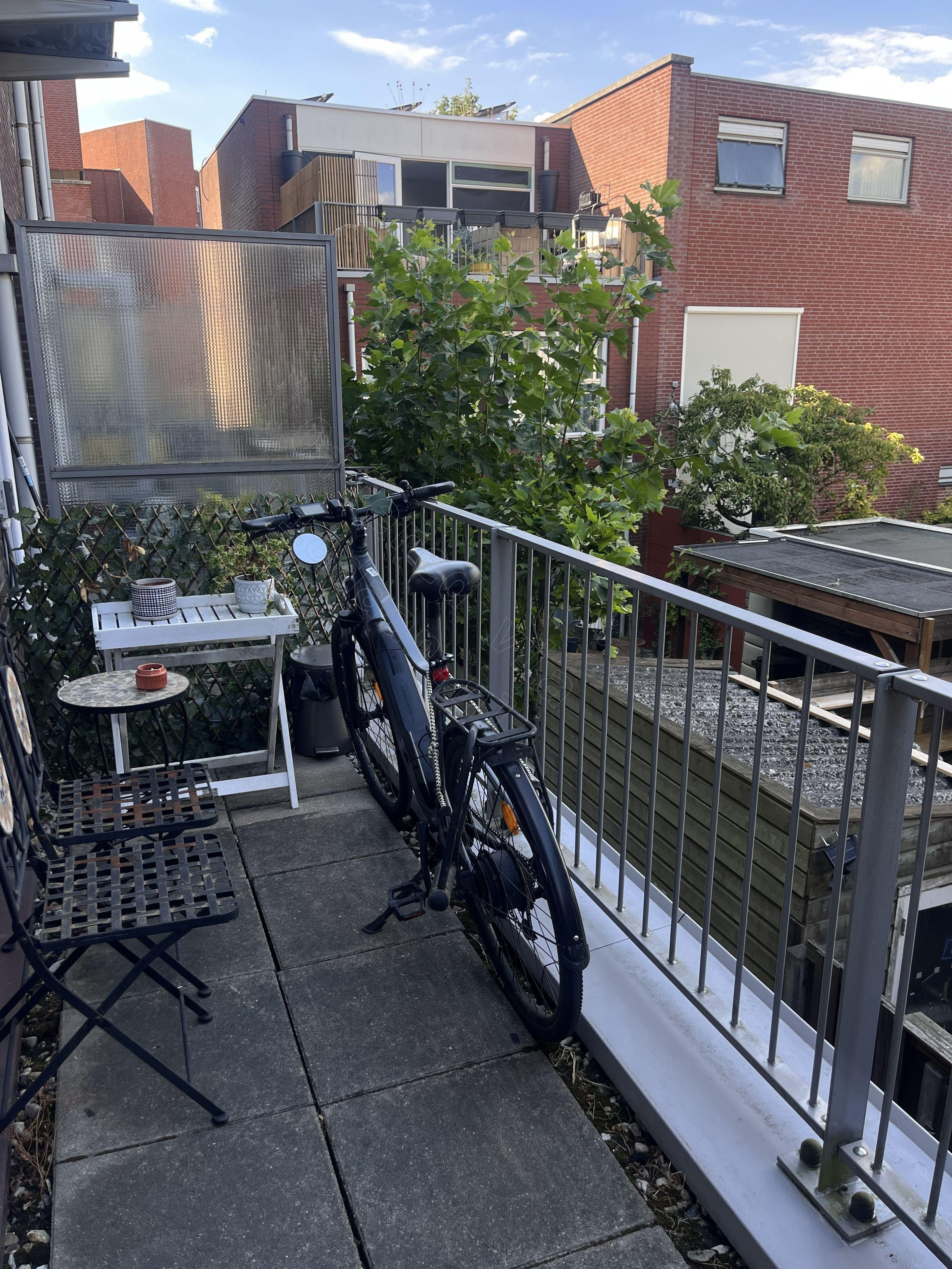 Tussenwoning te huur: Amsterdamsestraatweg 131, Utrecht