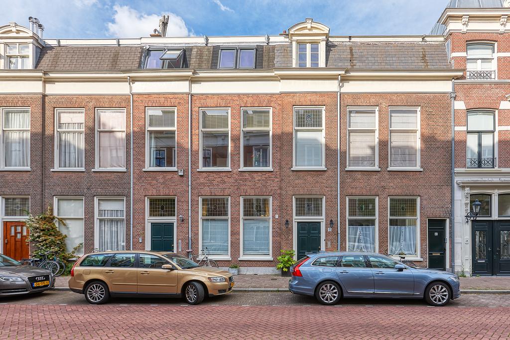Huis Nieuwe Schoolstraat 87 in Den Haag