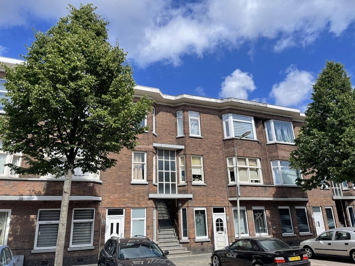 Te huur: Huis Van Zeggelenlaan in Den Haag