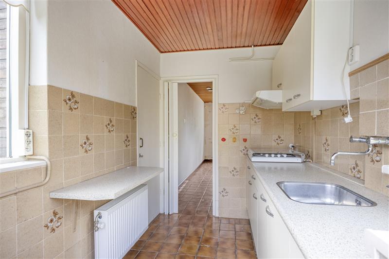 Twee-onder-één-kap te koop: Sperwerstraat 40, Badhoevedorp