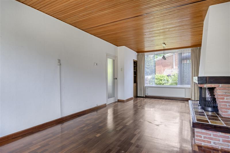 Twee-onder-één-kap te koop: Sperwerstraat 40, Badhoevedorp
