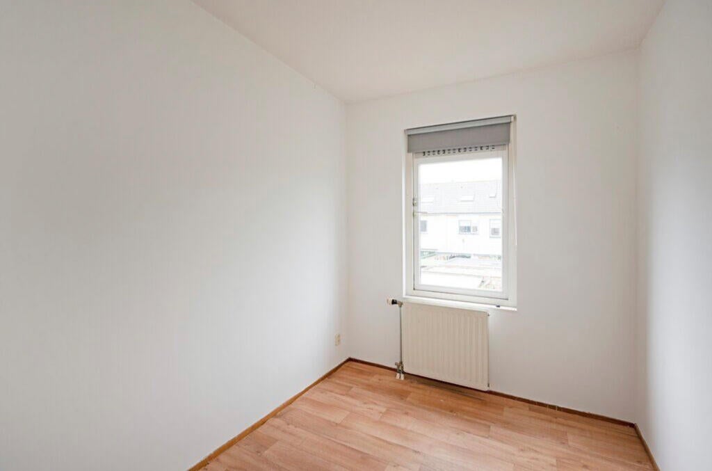 Tussenwoning te koop: Danny Kayestraat 26, Almere