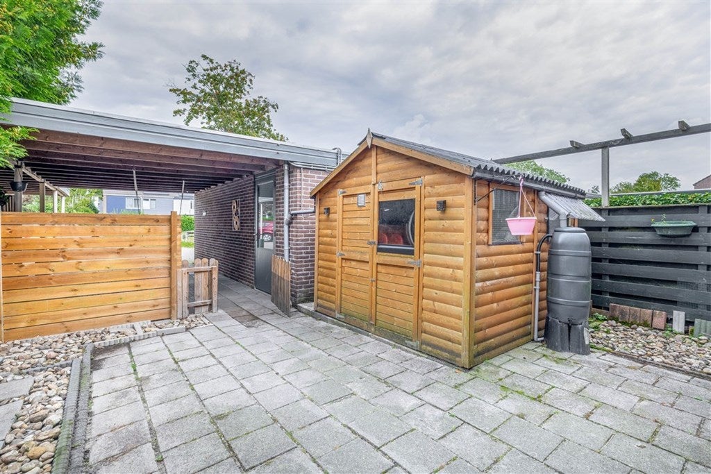 Tussenwoning te koop: Wiemers 42, Veendam