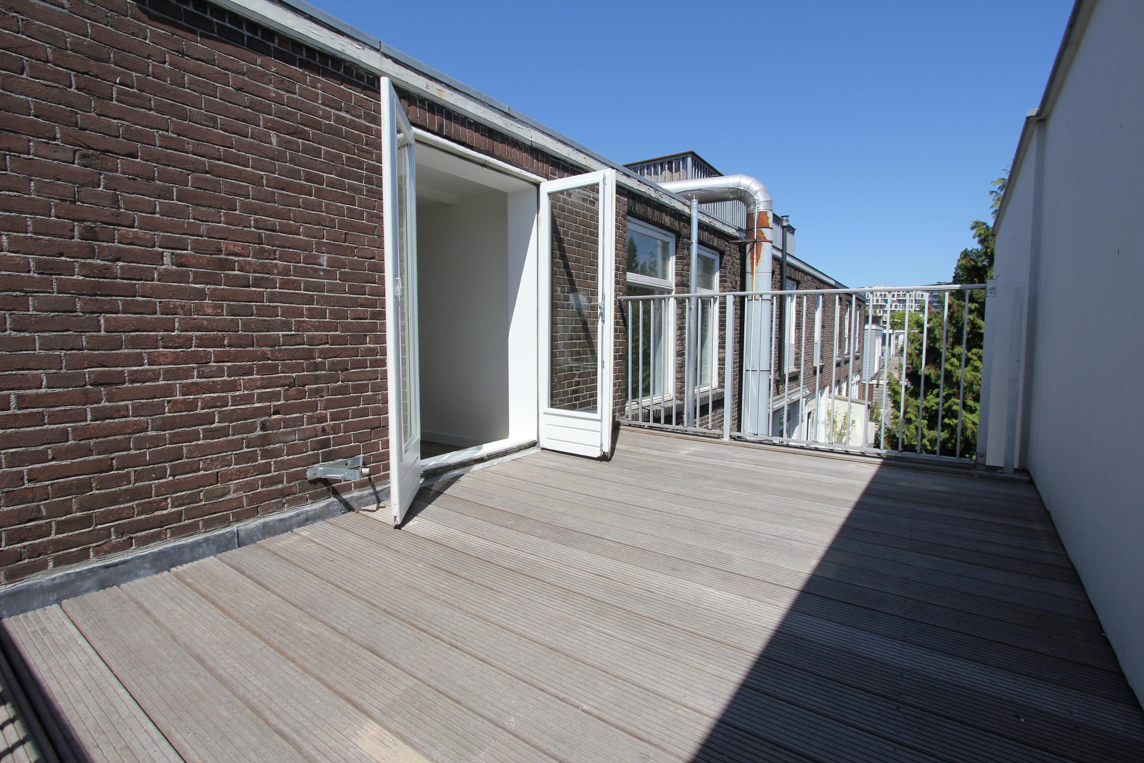Te huur Appartement Admiraal De Ruijterweg in Amsterdam