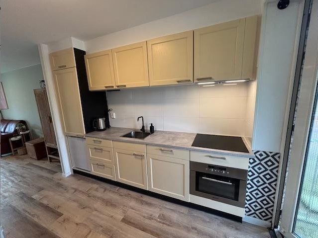 Woning te huur: Deltaweg, Hoofddorp
