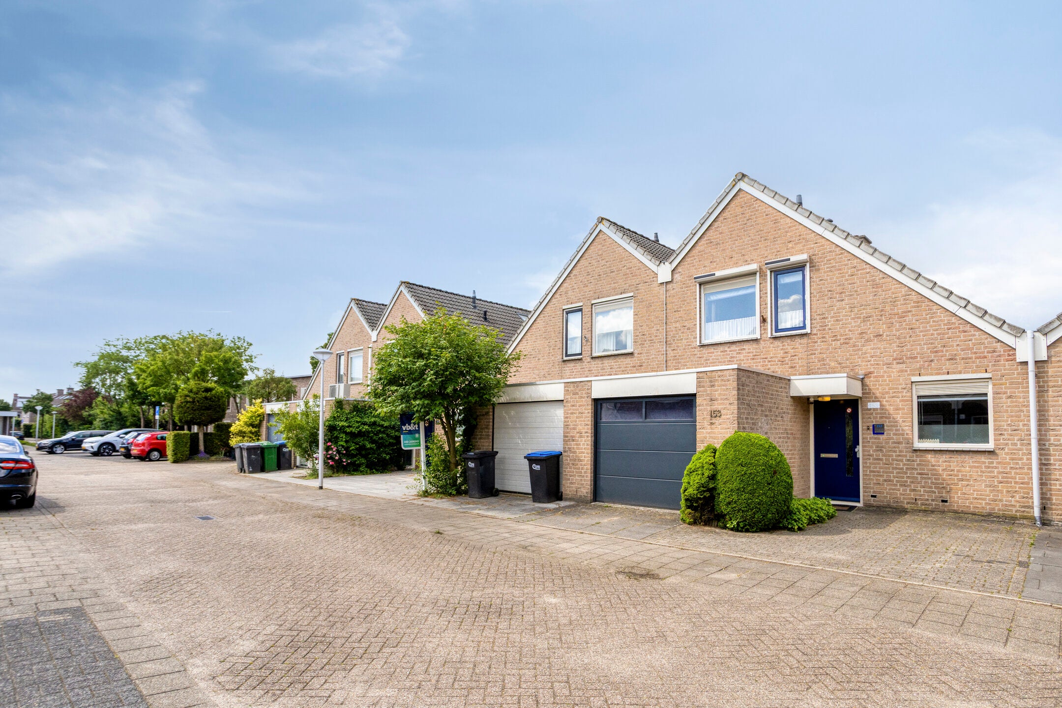 Tussenwoning te koop: Mainelaan 153, Eindhoven
