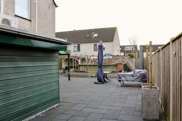 Huis te koop J.A. Brinkmanstraat 57 in Almere voor € 325.000 k.k.