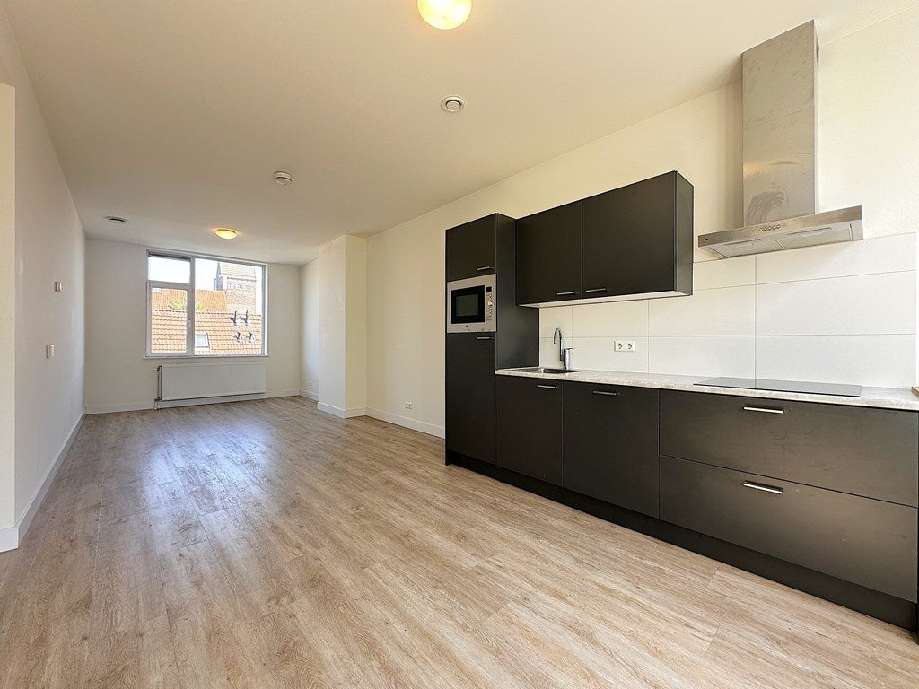 Appartement Strevelsweg 25 B in Rotterdam