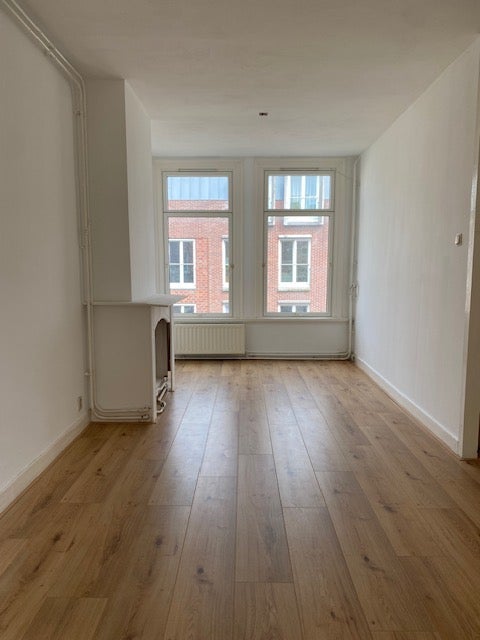 Te huur: Appartement Van Beuningenstraat 181 in Amsterdam