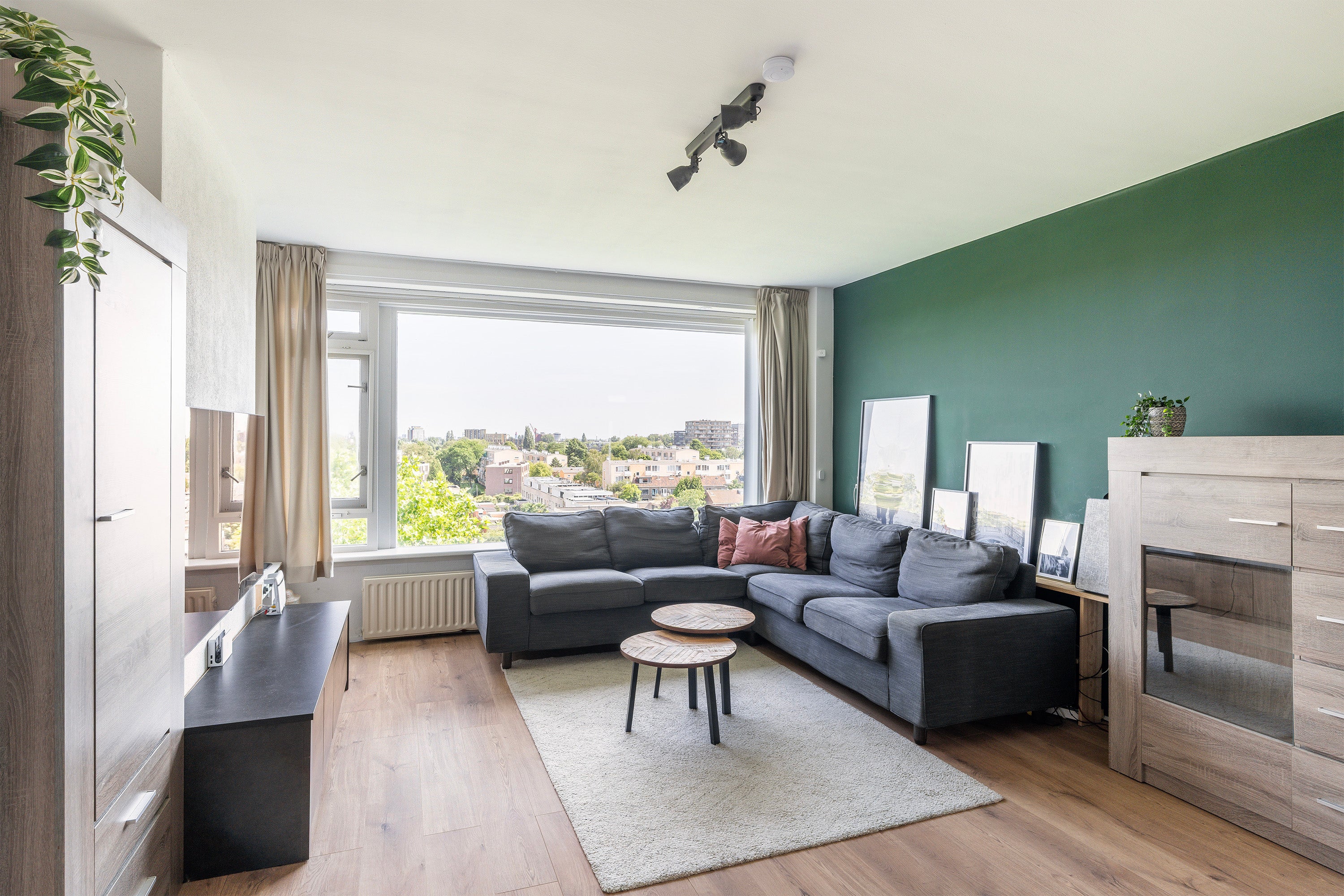 Appartement Burgemeester A. van Walsumlaan 93 in Vlaardingen