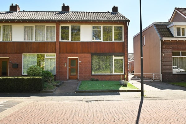 Huis Oude Huijbergsebaan 270 in Bergen op Zoom