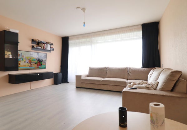 Flat Van Heuven Goedhartlaan 97