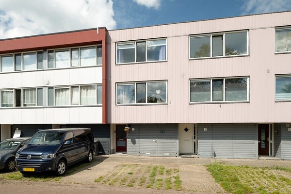 Geesterenbrink 4 in Enschede