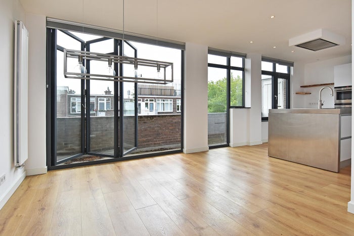 Te huur: Appartement Theresiastraat 235 in Den Haag