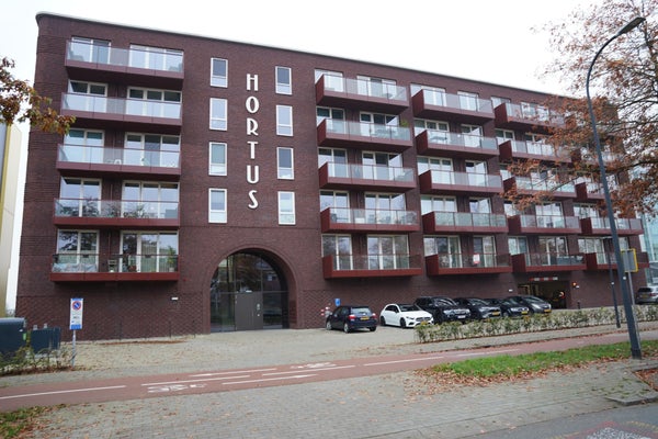 Te huur: Appartement Fascinatio Boulevard in Capelle aan den IJssel