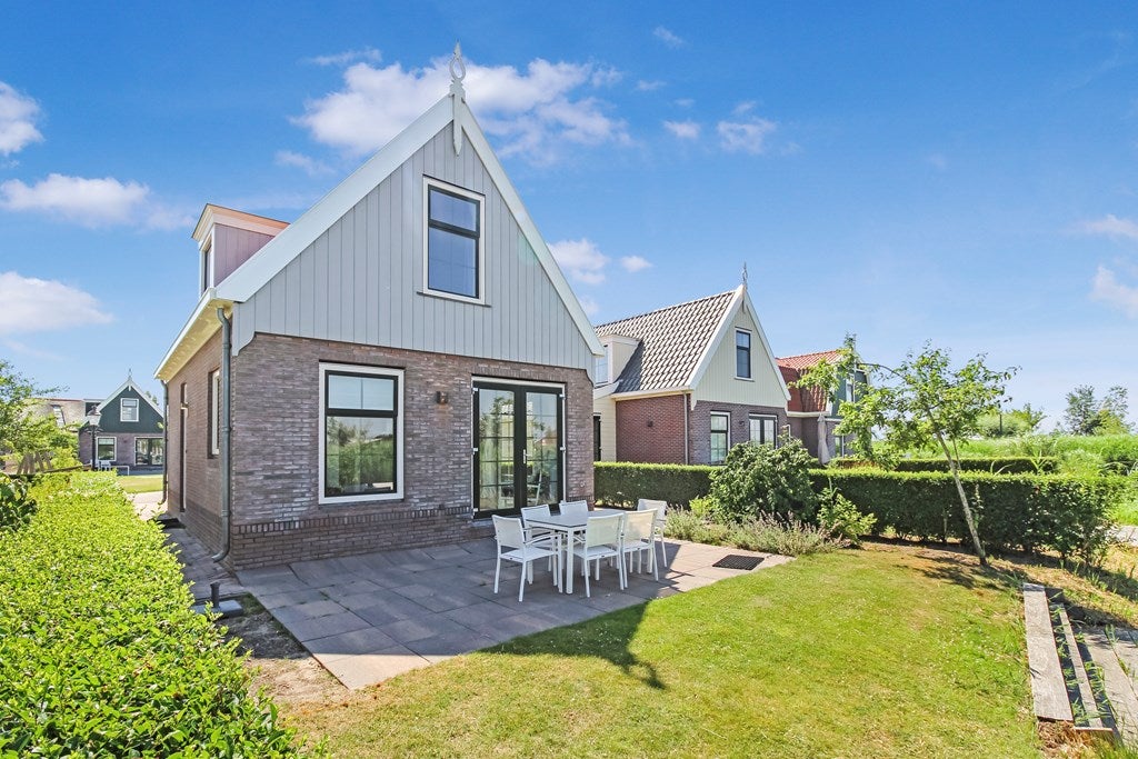Huis Zeedijk 2 327 in Uitdam