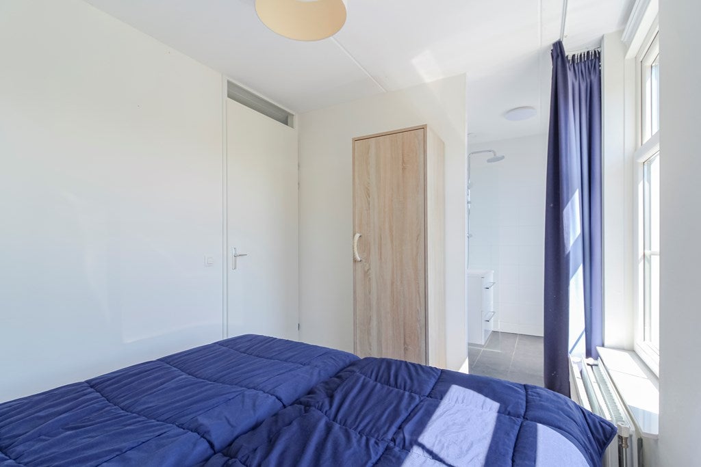 Vrijstaande woning te koop: Zeedijk 2-327, Uitdam