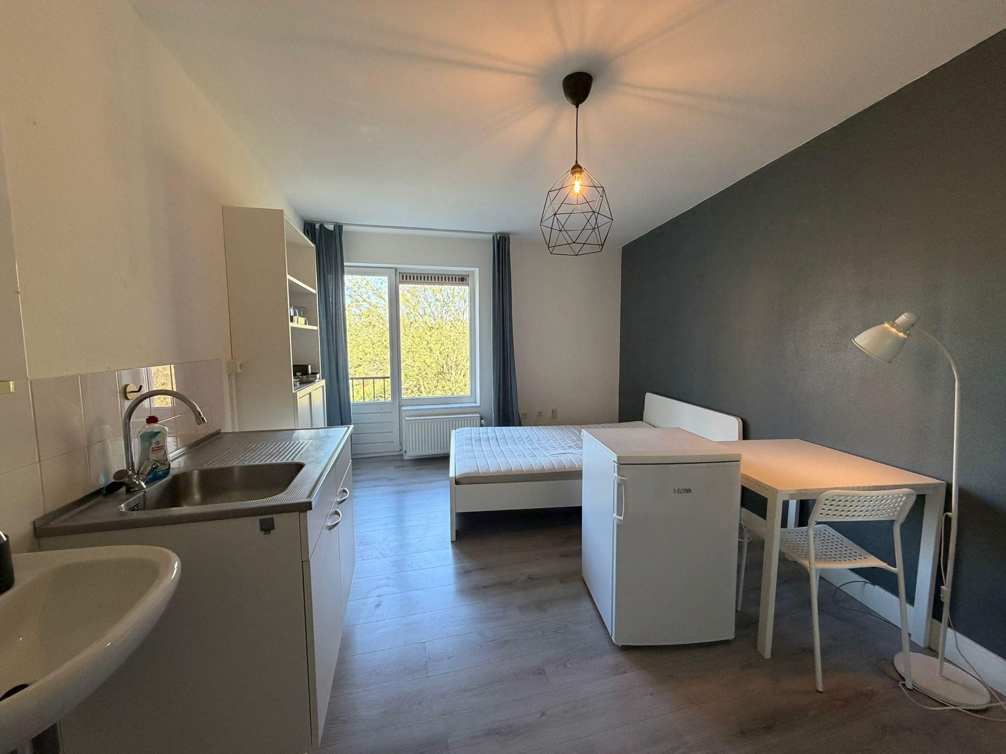 Room Dorpstraat