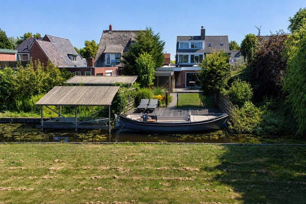 Huis Oosteinderweg 121 b in Aalsmeer