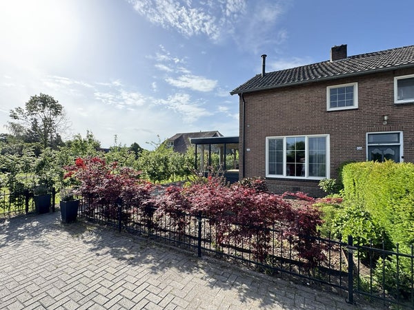 Eerbeekseweg 132 in Loenen