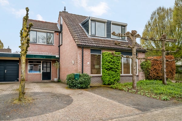 Huis Velserbeek 14 in Ede
