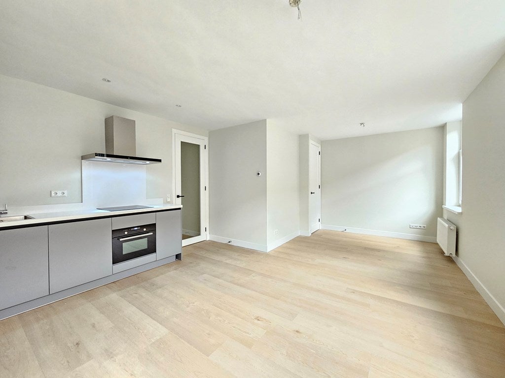 Te huur Appartement Admiraal De Ruijterweg in Amsterdam