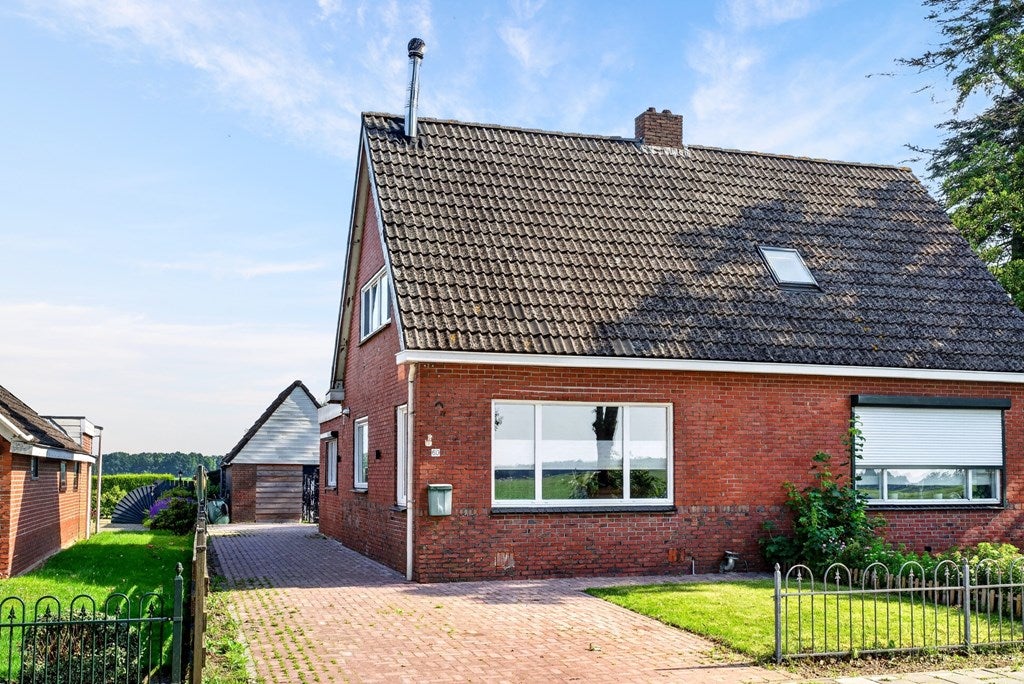 Huis Westelijke Doorsnee NZ 60 in Emmer-Compascuum