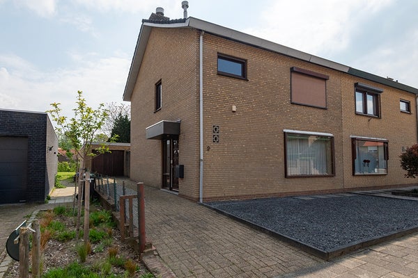Huis Monseigneur Lemmensstraat 9 in Hoensbroek