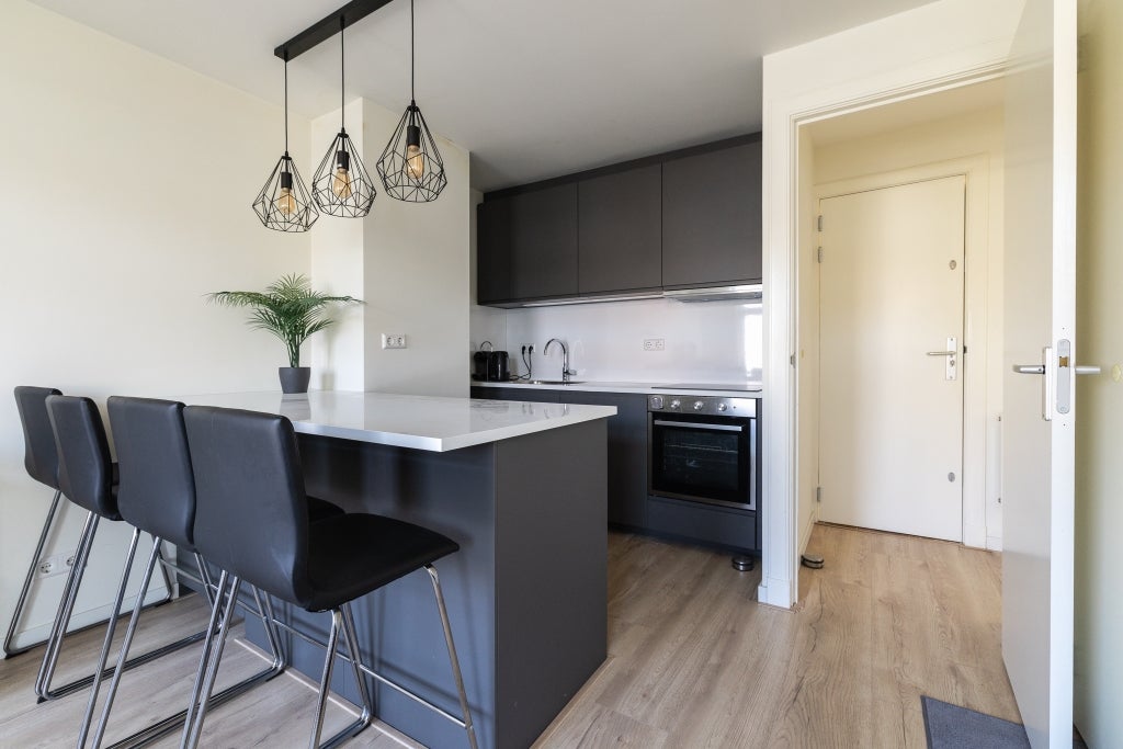 Flat Roompotstraat 10 3A