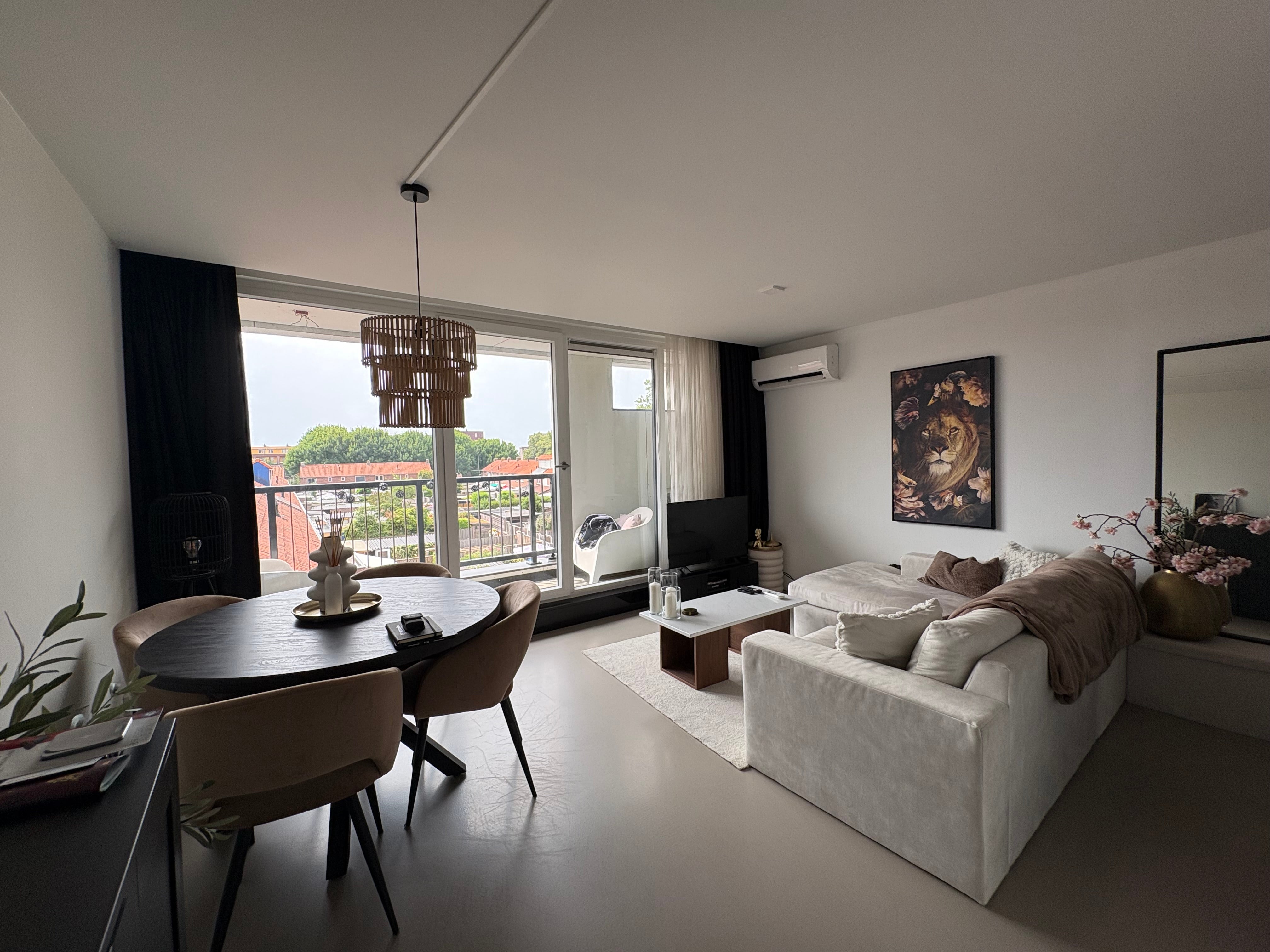 Studio te huur: Pieter de Hooghstraat 23F, Deventer