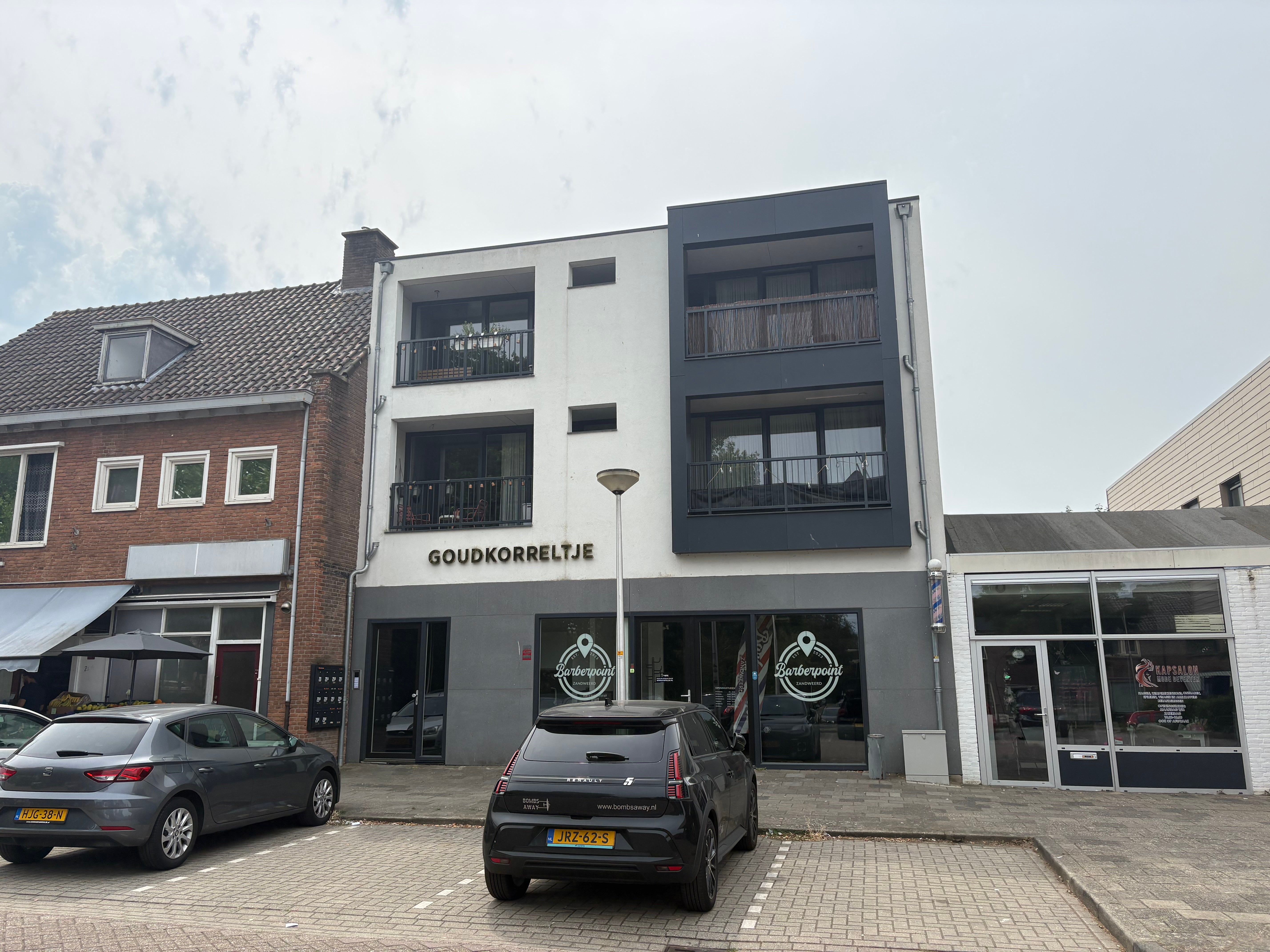 Studio te huur: Pieter de Hooghstraat 23F, Deventer