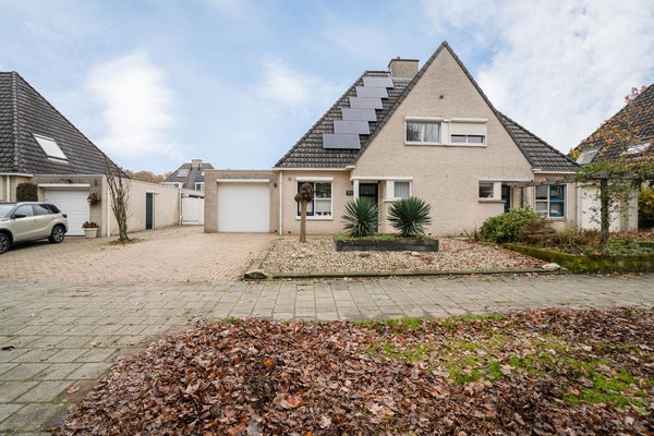 Huis te koop Kotkampweg 155 in Enschede voor € 500.000