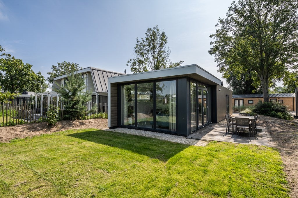 Huis Parkweg 2 V206 in Hellevoetsluis