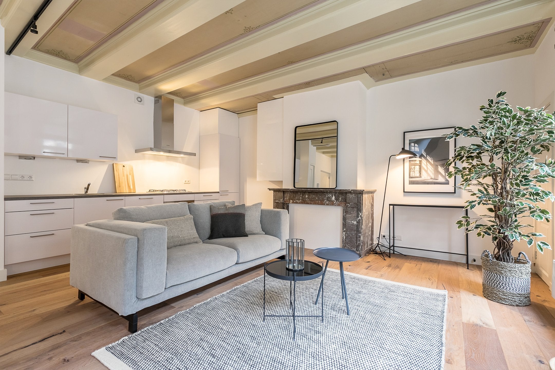 Woning te huur: Singel, Amsterdam