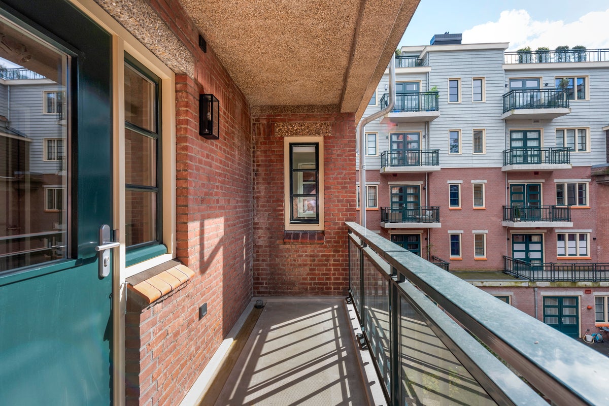 Appartement aan de Burgemeester Schoute Park in Wassenaar (2243 DA)