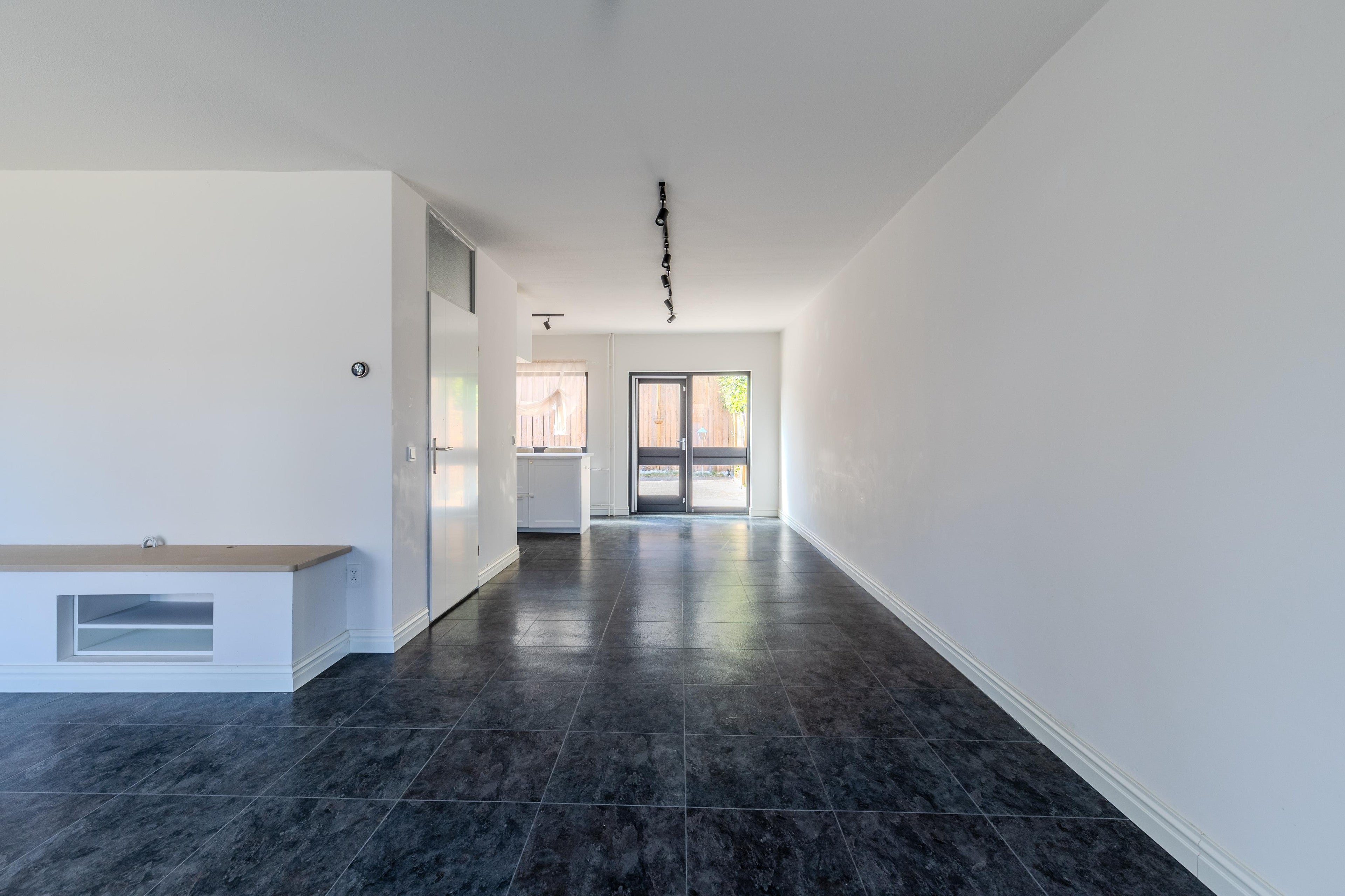 Tussenwoning te koop: Joost van den Vondelstraat 18, Elsloo