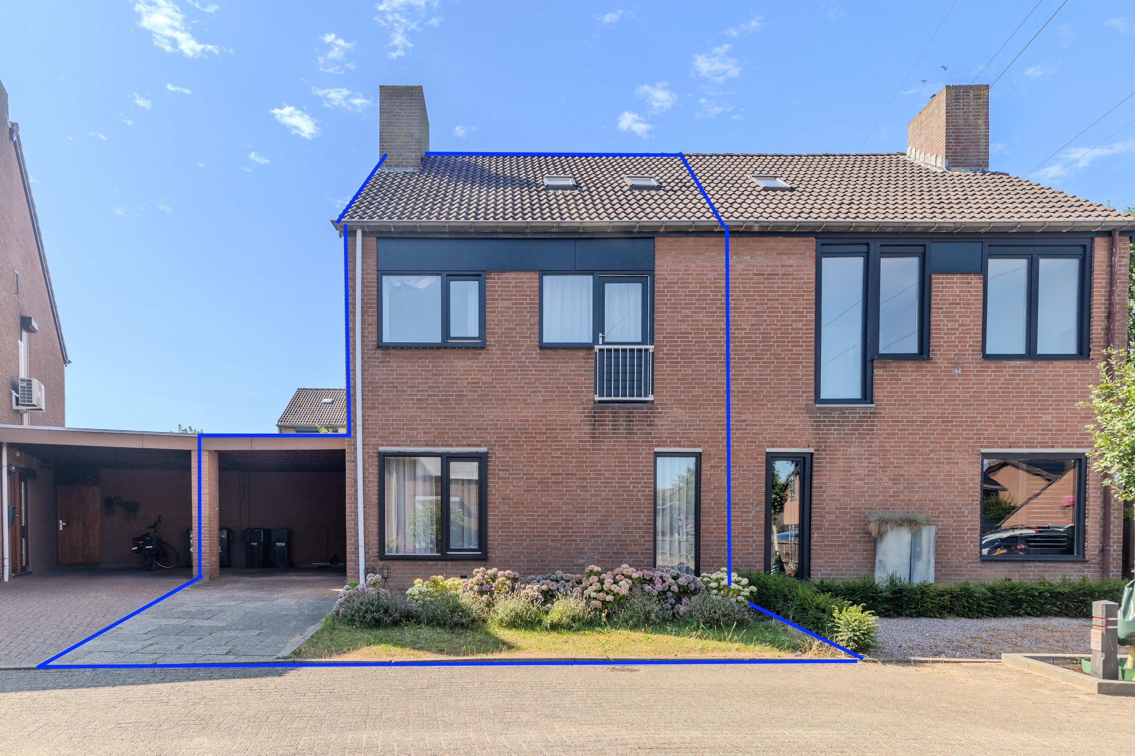 Tussenwoning te koop: Joost van den Vondelstraat 18, Elsloo